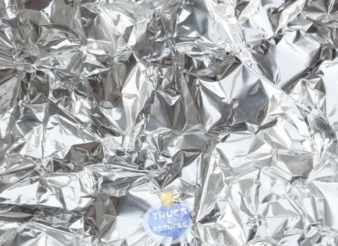 6 utilisations incroyables du papier aluminium que vous navez pas encore essayees